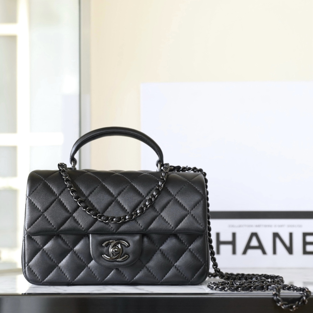 高仿Chanel24A*CF系列AS2431小羊皮手柄包免檢版