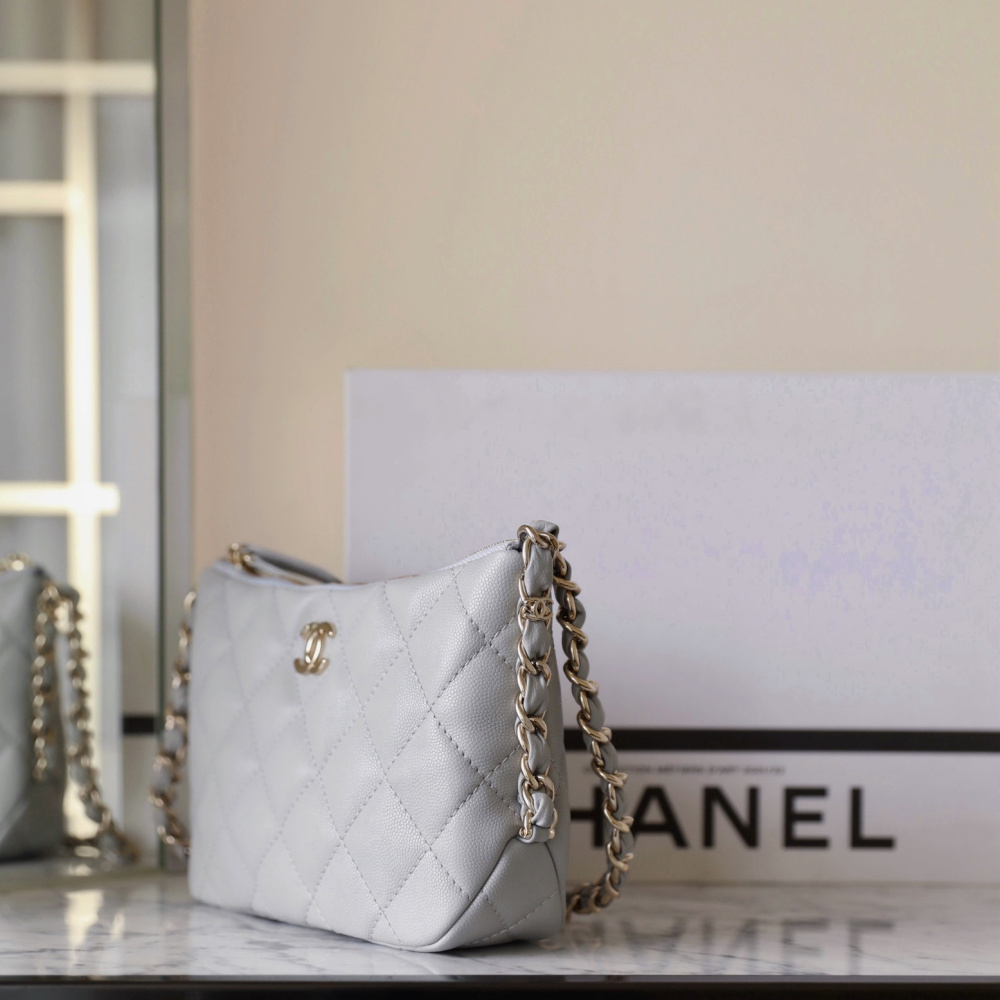 高仿Chanel24P*AS4319球紋牛皮單肩包免檢版