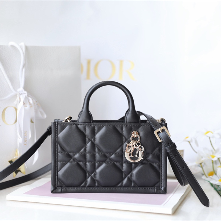 高仿Dior*BookTote系列S5573O牛皮革手提包