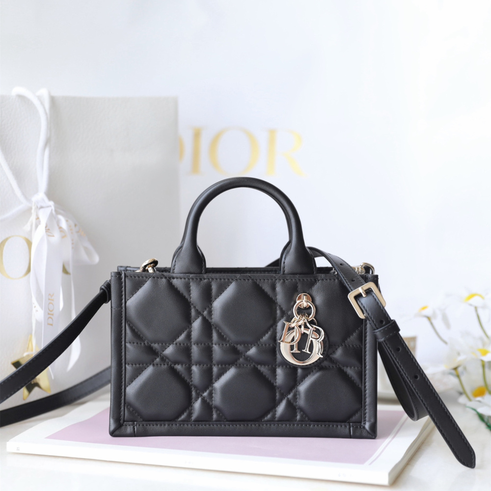 高仿Dior*BookTote系列S5573O牛皮革手提包