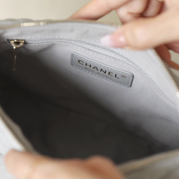 高仿Chanel24P*AS4319球紋牛皮單肩包免檢版