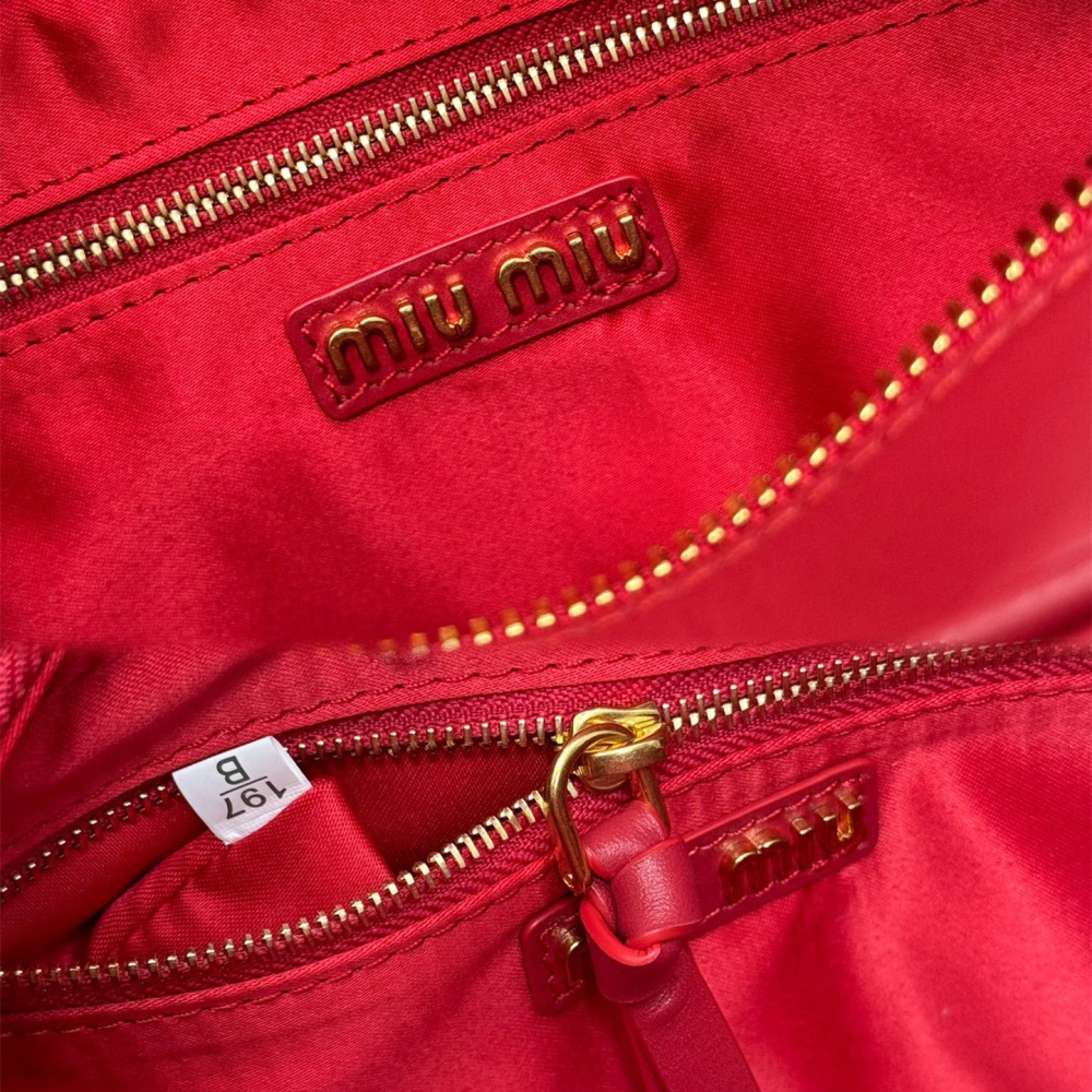 高仿miumiu*Arcadie系列5BB142保齡球紅色免檢版