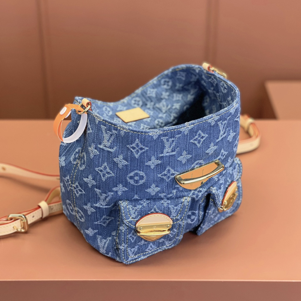 高仿LV*Venice系列M46836帆布雙肩包免檢版