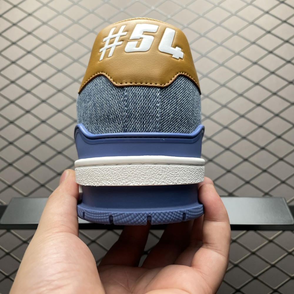 高仿LV*Trainer系列66PJLN38休閒鞋拼色格子純原版本