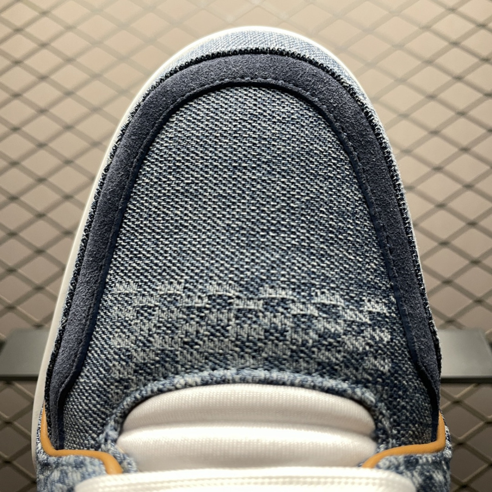 高仿LV*Trainer系列66PJLN38休閒鞋拼色格子純原版本