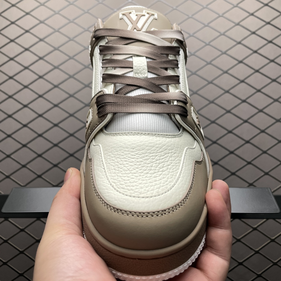 高仿LV*Trainer系列1ACWBZ休閒鞋褐白拼色純原版本