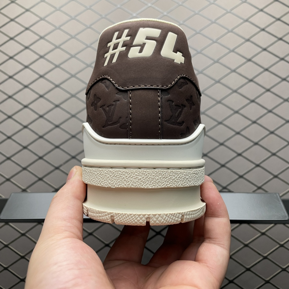 高仿LV*Trainer系列1ACR5Z休閒鞋深棕色純原版本