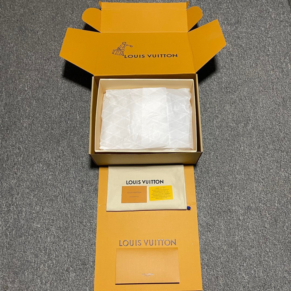 高仿LV*Trainer系列1AC5C9休閒鞋純玫粉色純原版本