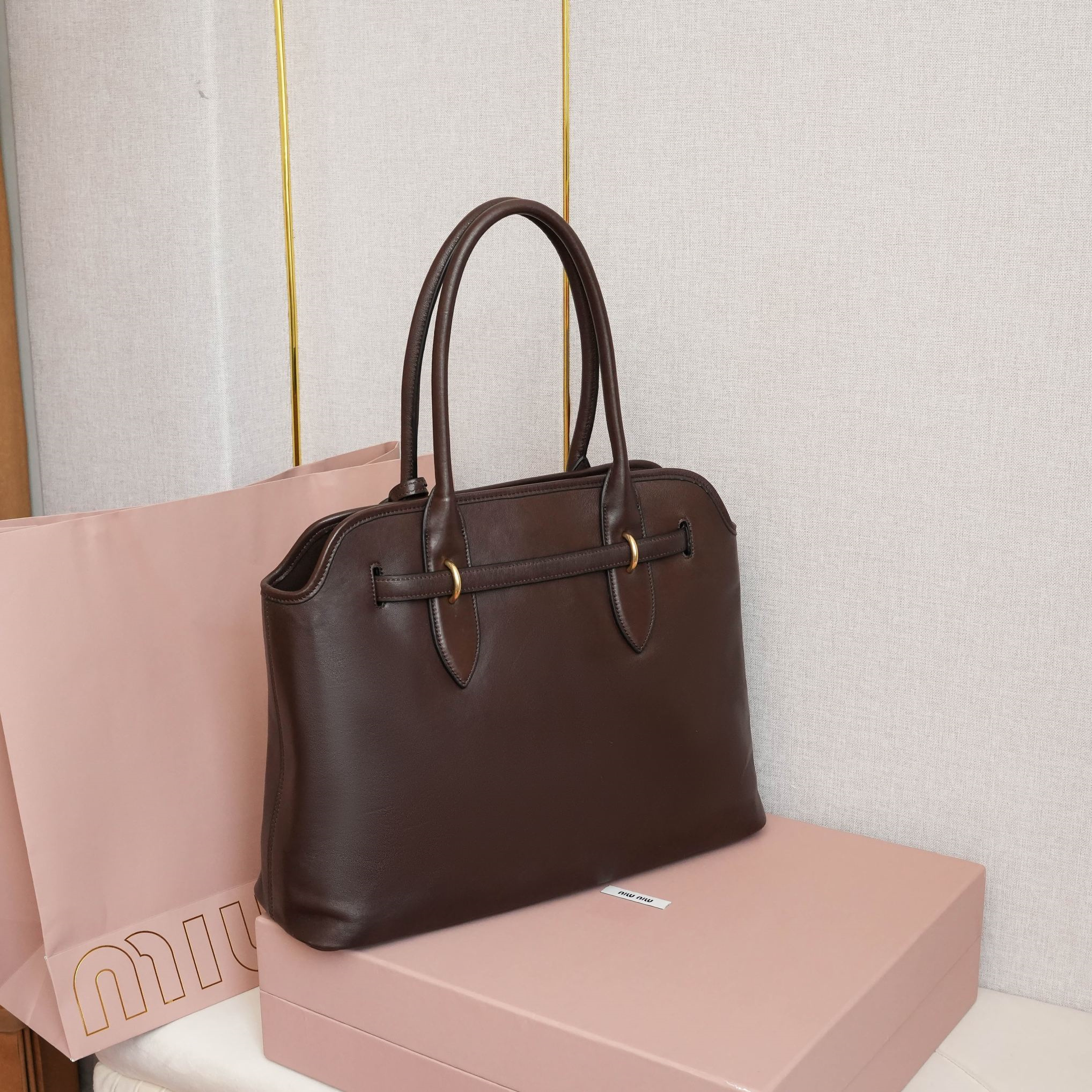高仿miumiu*5BG291新款中古袋木色免檢版
