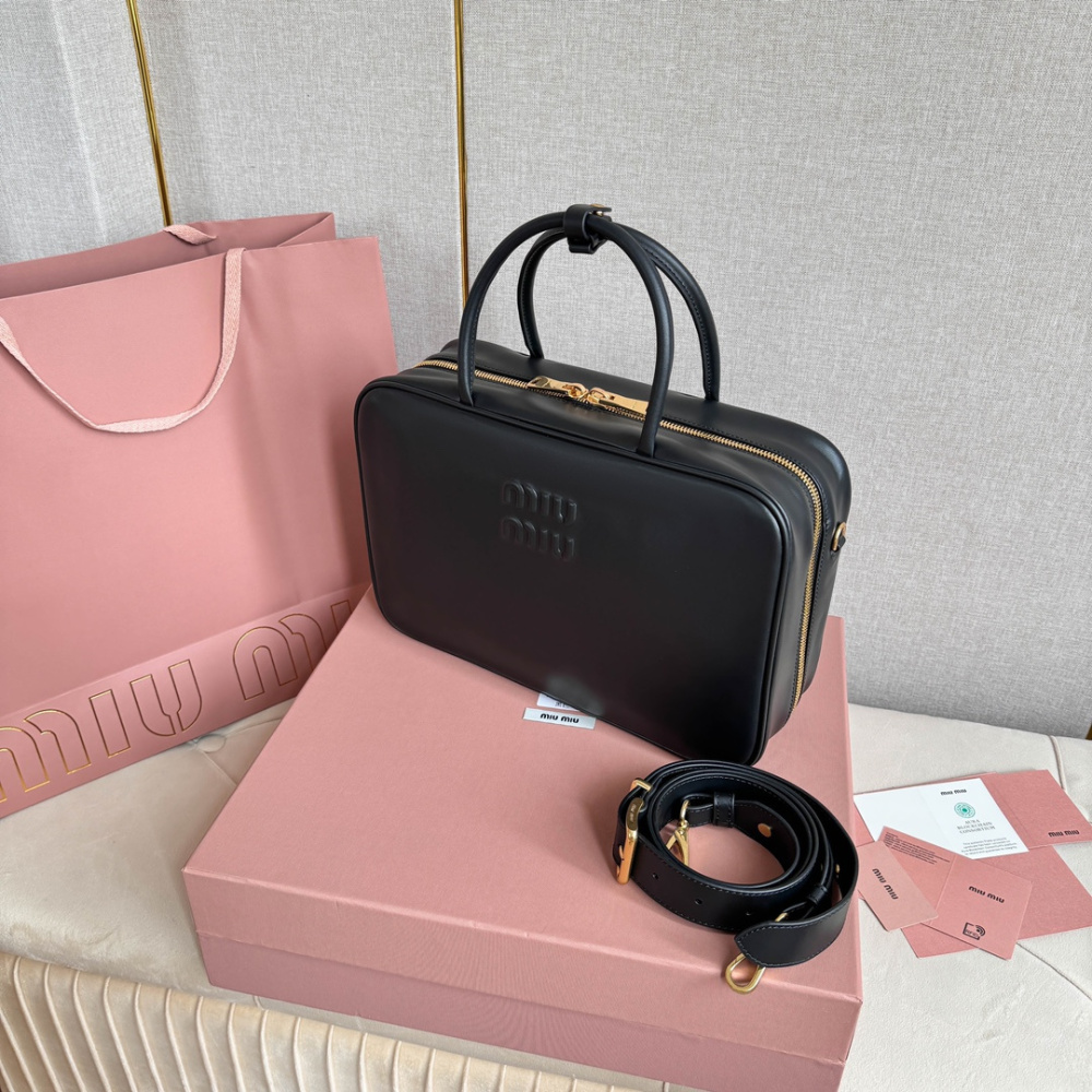 高仿miumiu*5BB17長肩帶公文包黑色免檢版