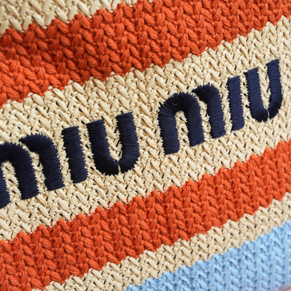 高仿miumiu*5BG228拼色LOGO手提包拼藍色免檢版