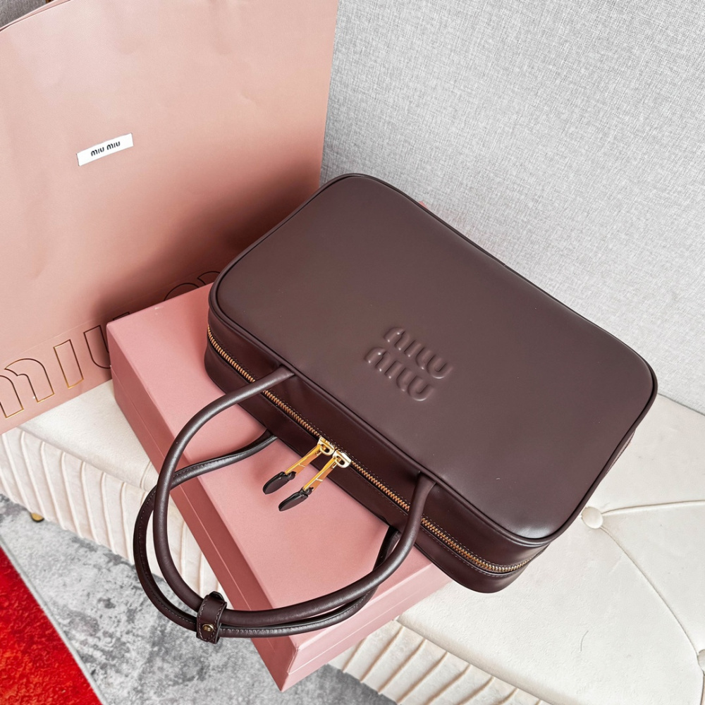 高仿miumiu*5BB17長肩帶公文包木色免檢版
