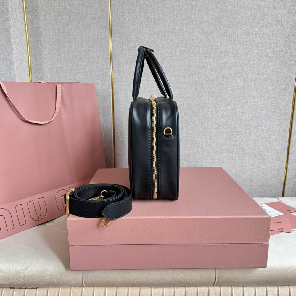 高仿miumiu*5BB17長肩帶公文包黑色免檢版