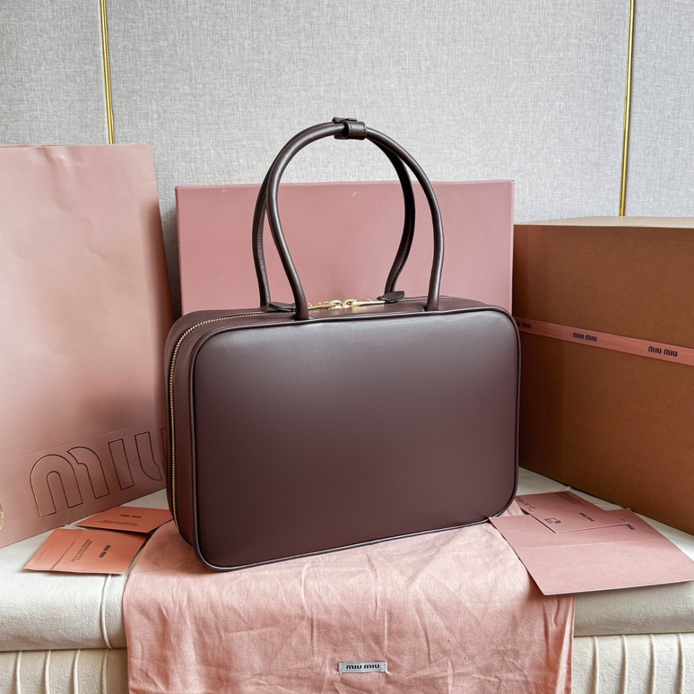 高仿miumiu*5BB17長肩帶公文包木色免檢版