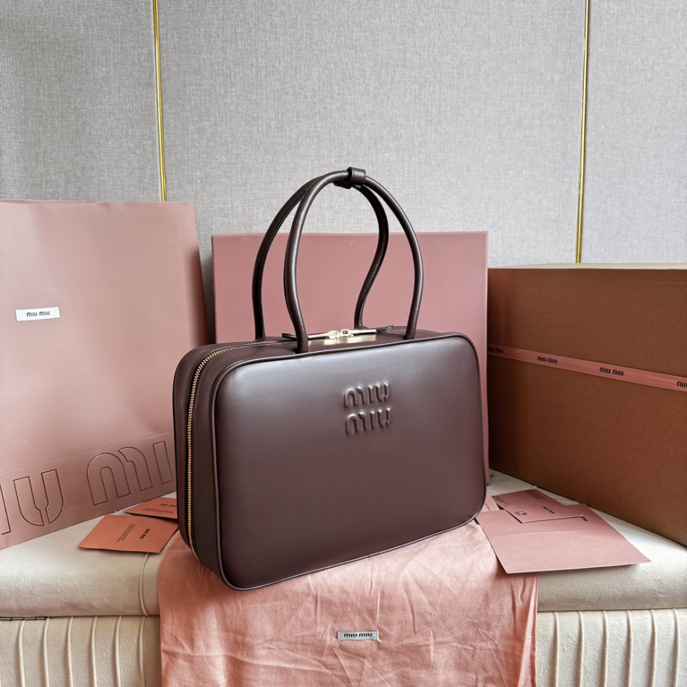 高仿miumiu*5BB17長肩帶公文包木色免檢版