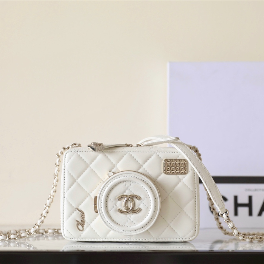 高仿Chanel*24S春夏系列AS4817相機包白色免檢版
