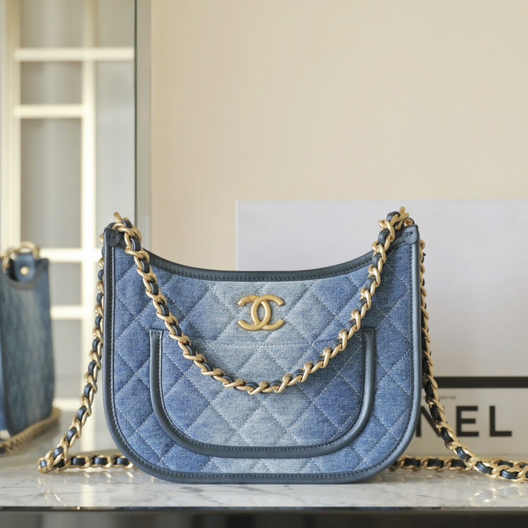 高仿Chanel*24S系列AS4532水洗丹寧Hobo包中號免檢版
