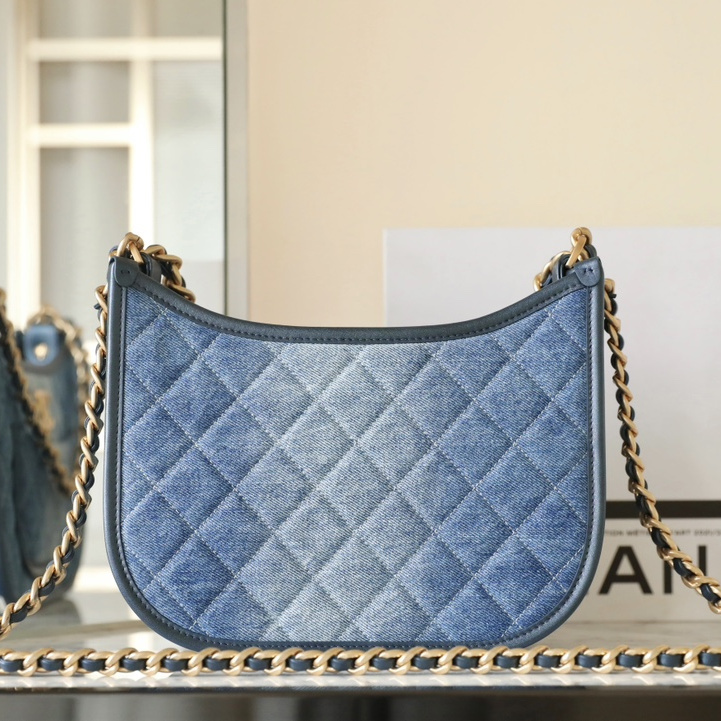 高仿Chanel*24S系列AS4532水洗丹寧Hobo包中號免檢版