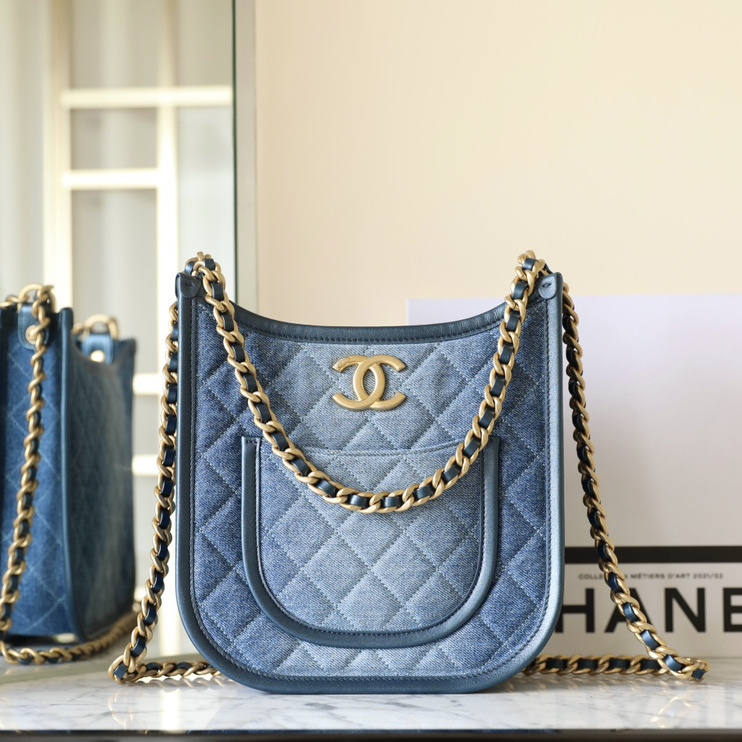 高仿Chanel*24S系列AS4532水洗丹寧Hobo包大號免檢版