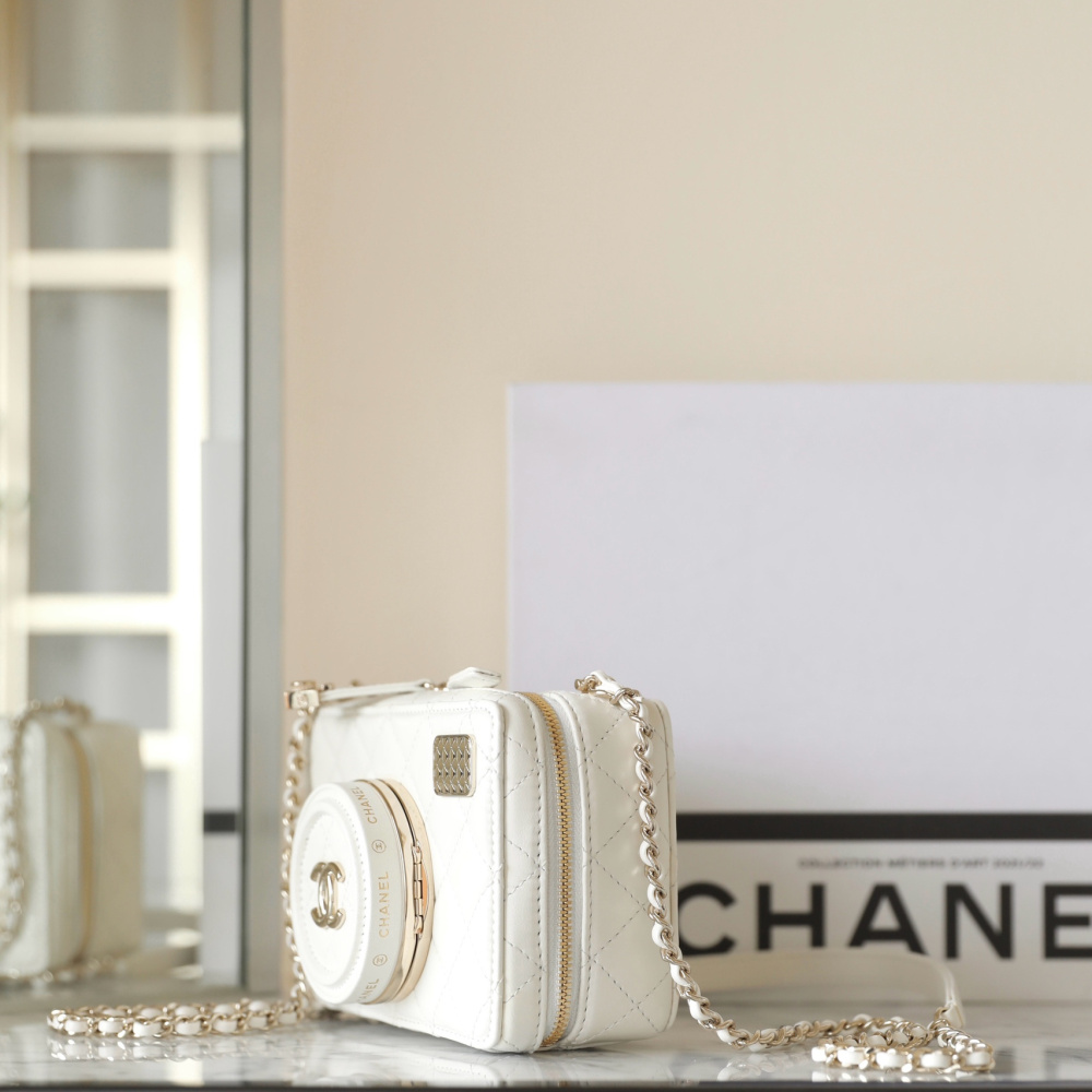 高仿Chanel*24S春夏系列AS4817相機包白色免檢版