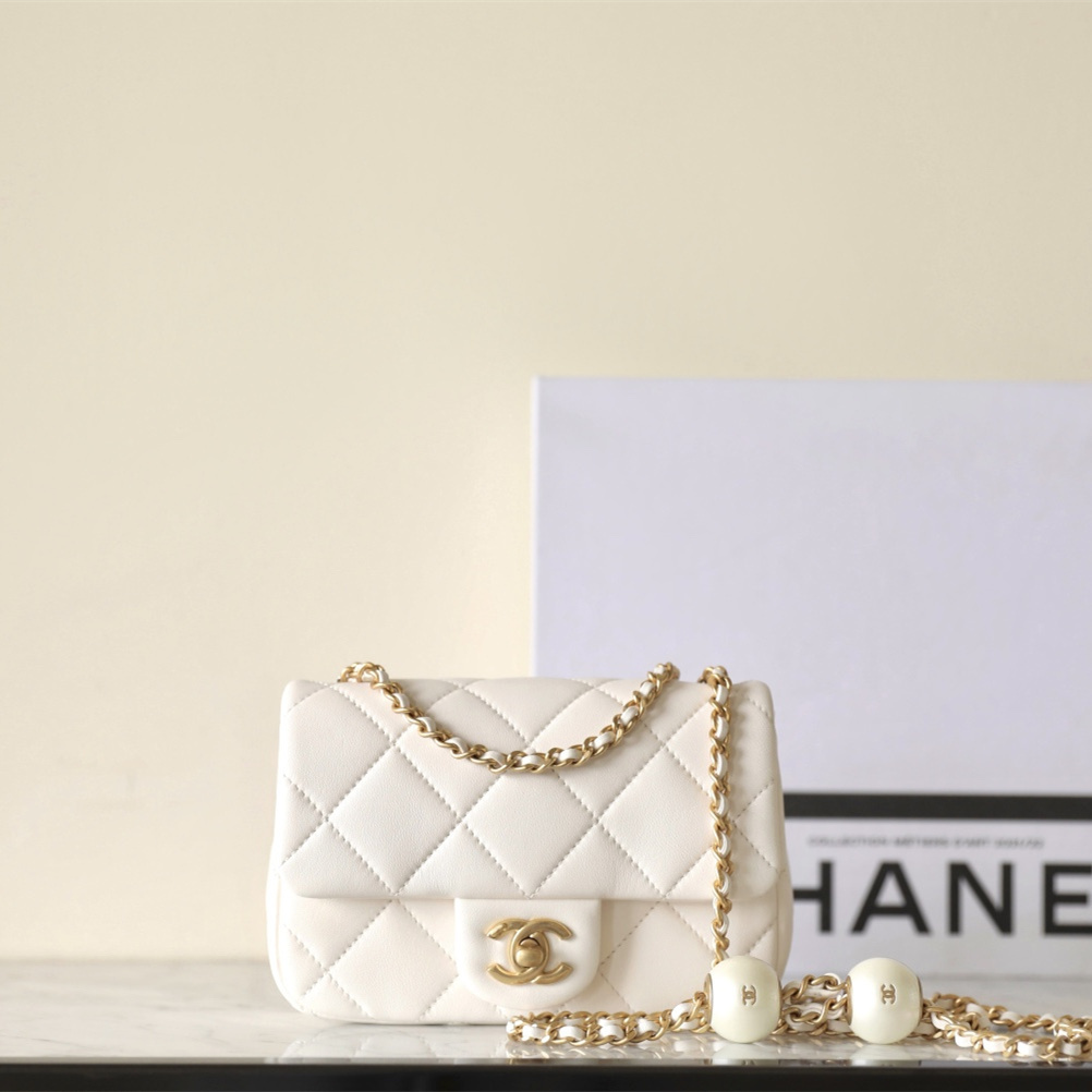 高仿Chanel*24S系列AS4861湯圓珍珠鏈條Mini袋白色免檢版