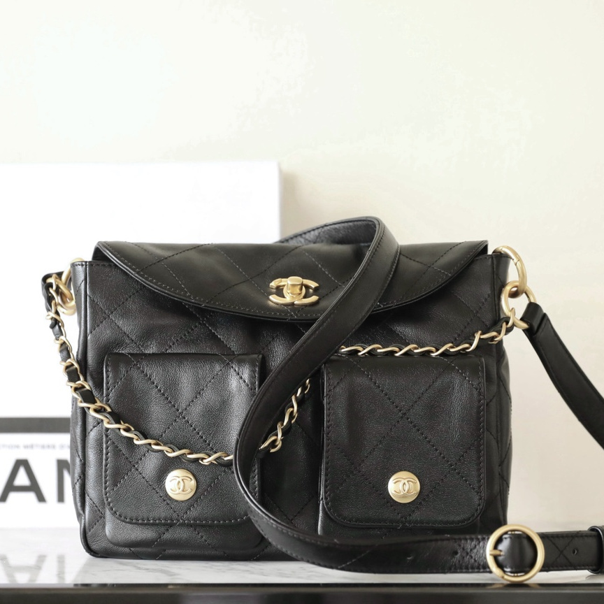 高仿Chanel*24P系列AS4743夾層郵差包黑色免檢版