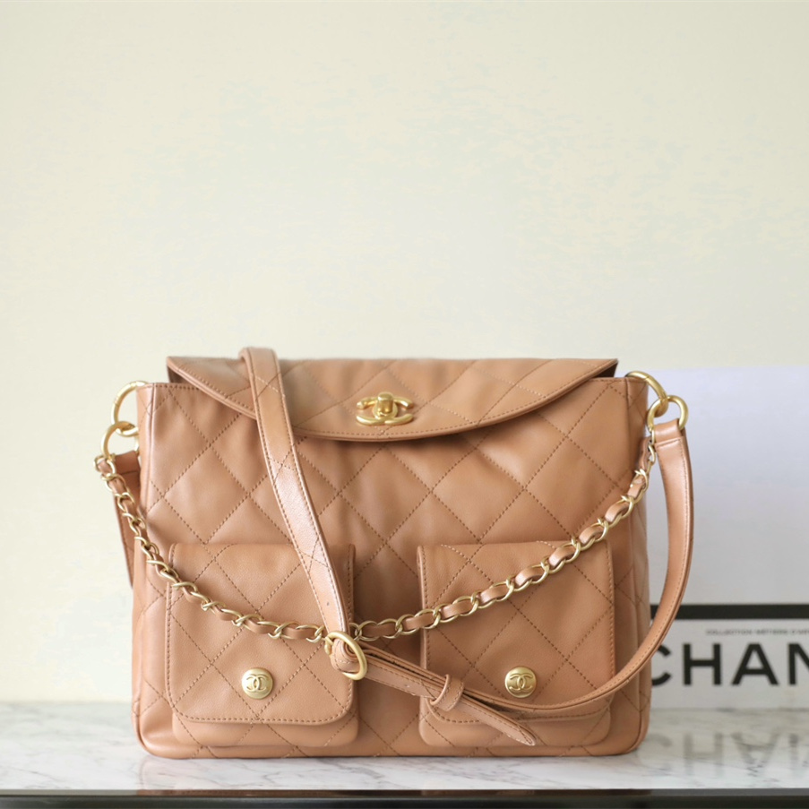 高仿Chanel*24P系列AS4668夾層郵差包棕金色中號免檢版