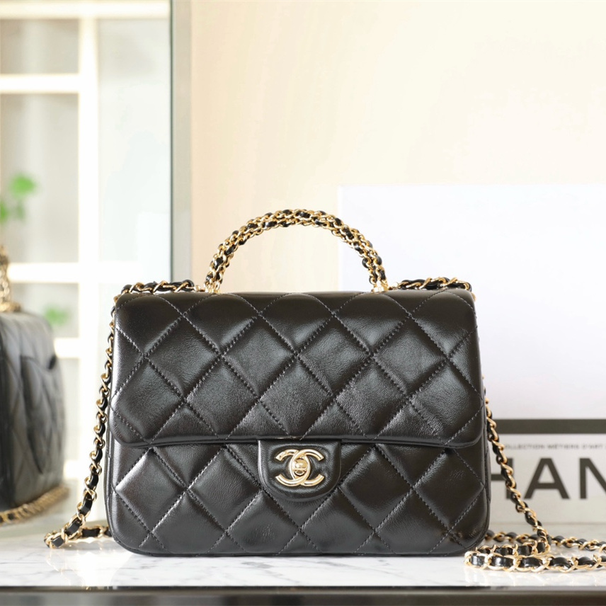高仿Chanel*24B系列AS4166小羊皮郵差包黑色大號免檢版