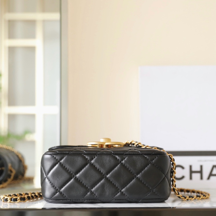 高仿Chanel*24B系列AS5026小羊皮口蓋包黑色免檢版