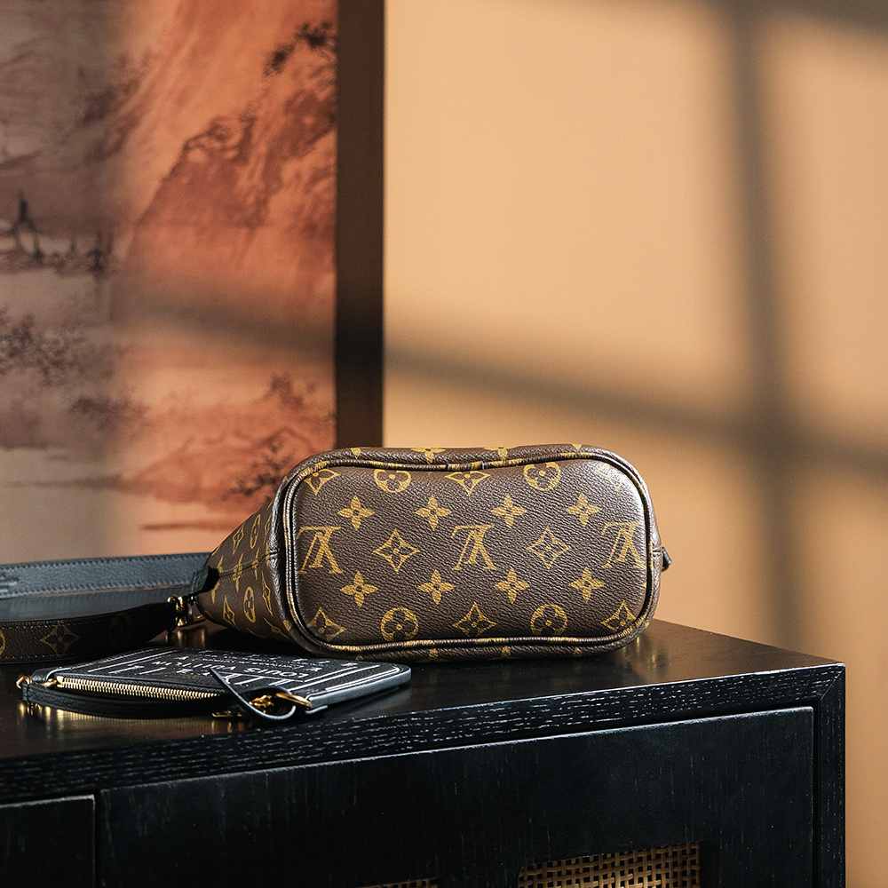 高仿LV*Neverfull Inside BB系列M12099單肩斜跨袋免檢版