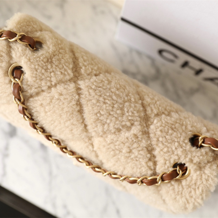 高仿Chanel*24K系列AS5149泰迪熊手袋中號款免檢版