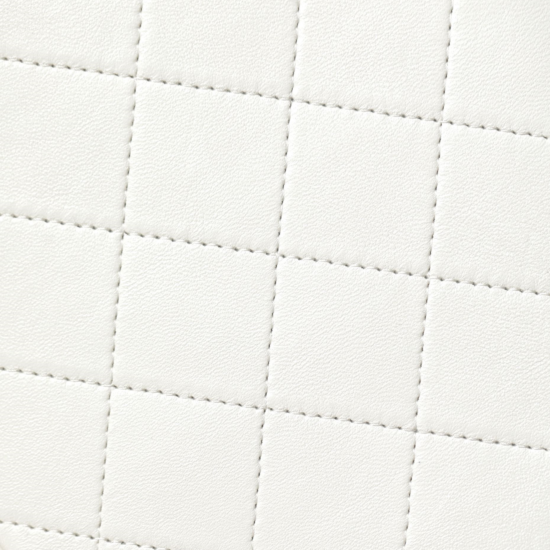 高仿Chanel*25C系列AS5305小羊皮雙肩袋白色免檢版