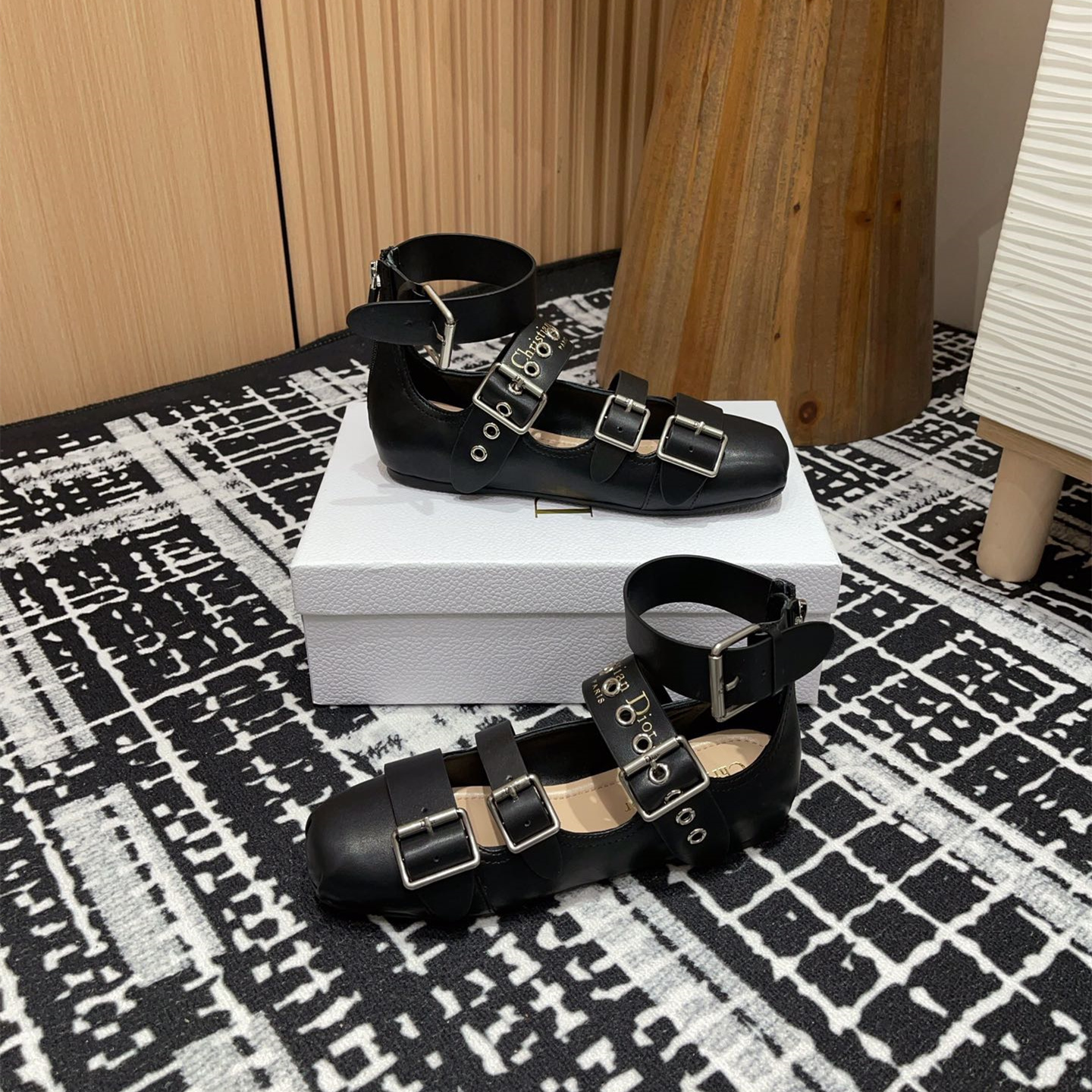 高仿Dior*Punk系列KCB962平頭塔扣樂福鞋黑色免檢版