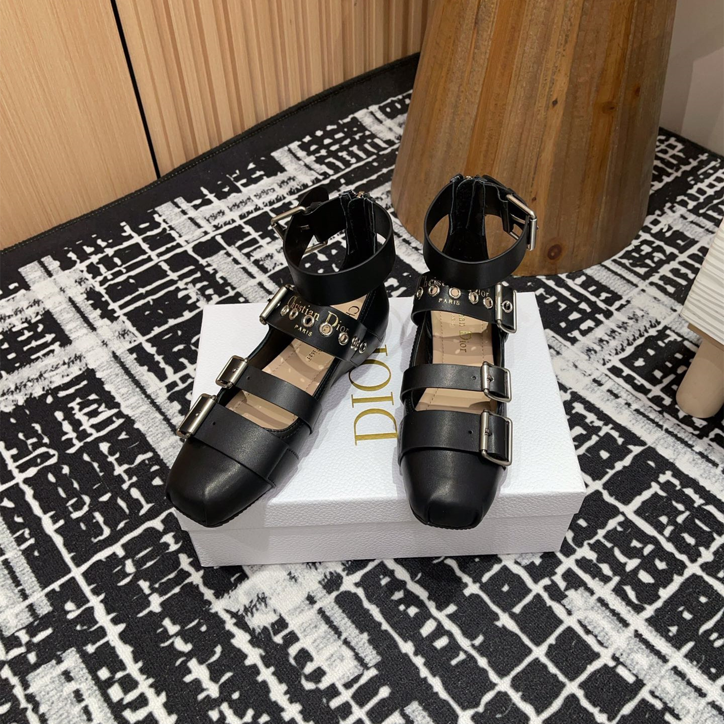 高仿Dior*Punk系列KCB962平頭塔扣樂福鞋黑色免檢版