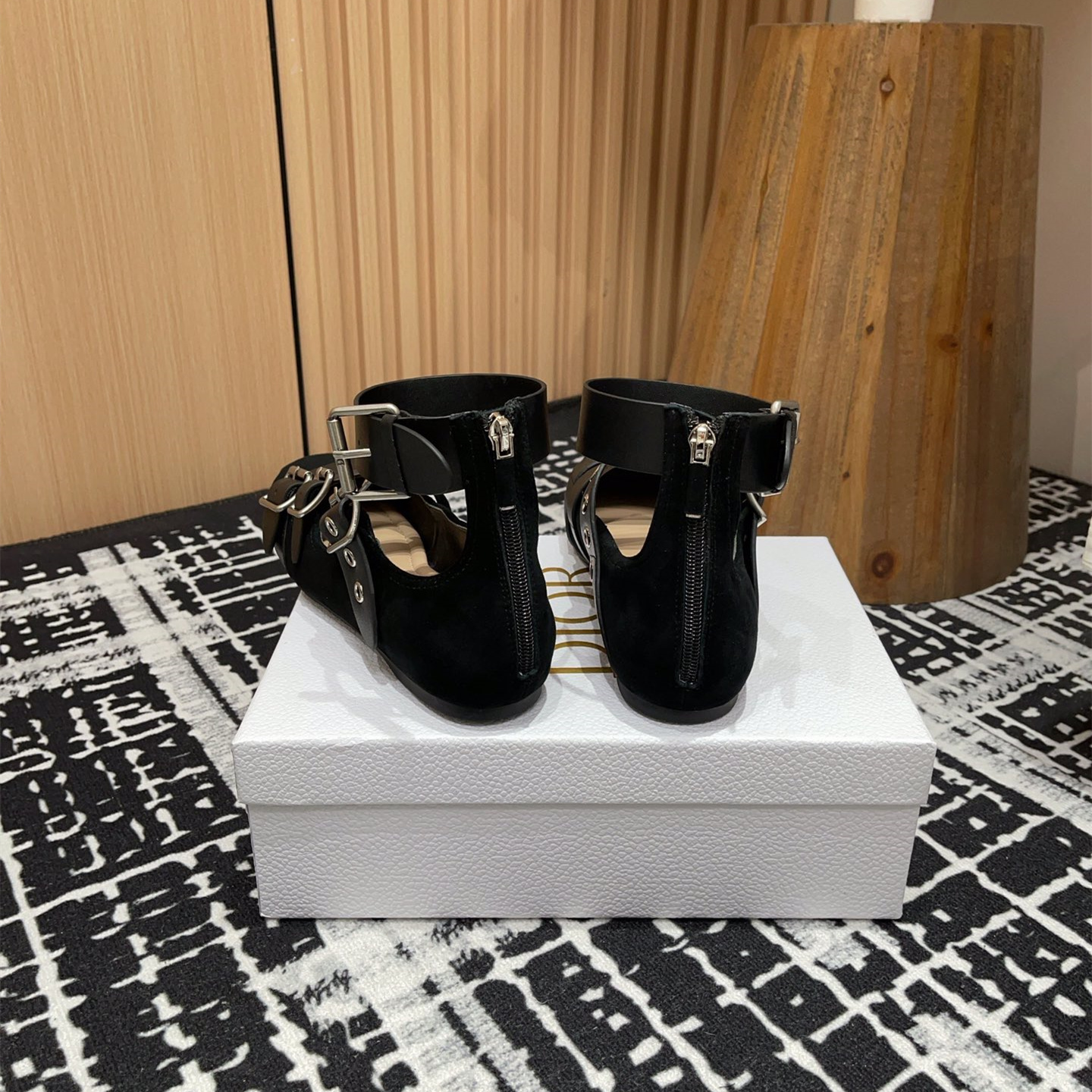 高仿Dior*Punk系列KCB960平頭塔扣樂福鞋黑色免檢版