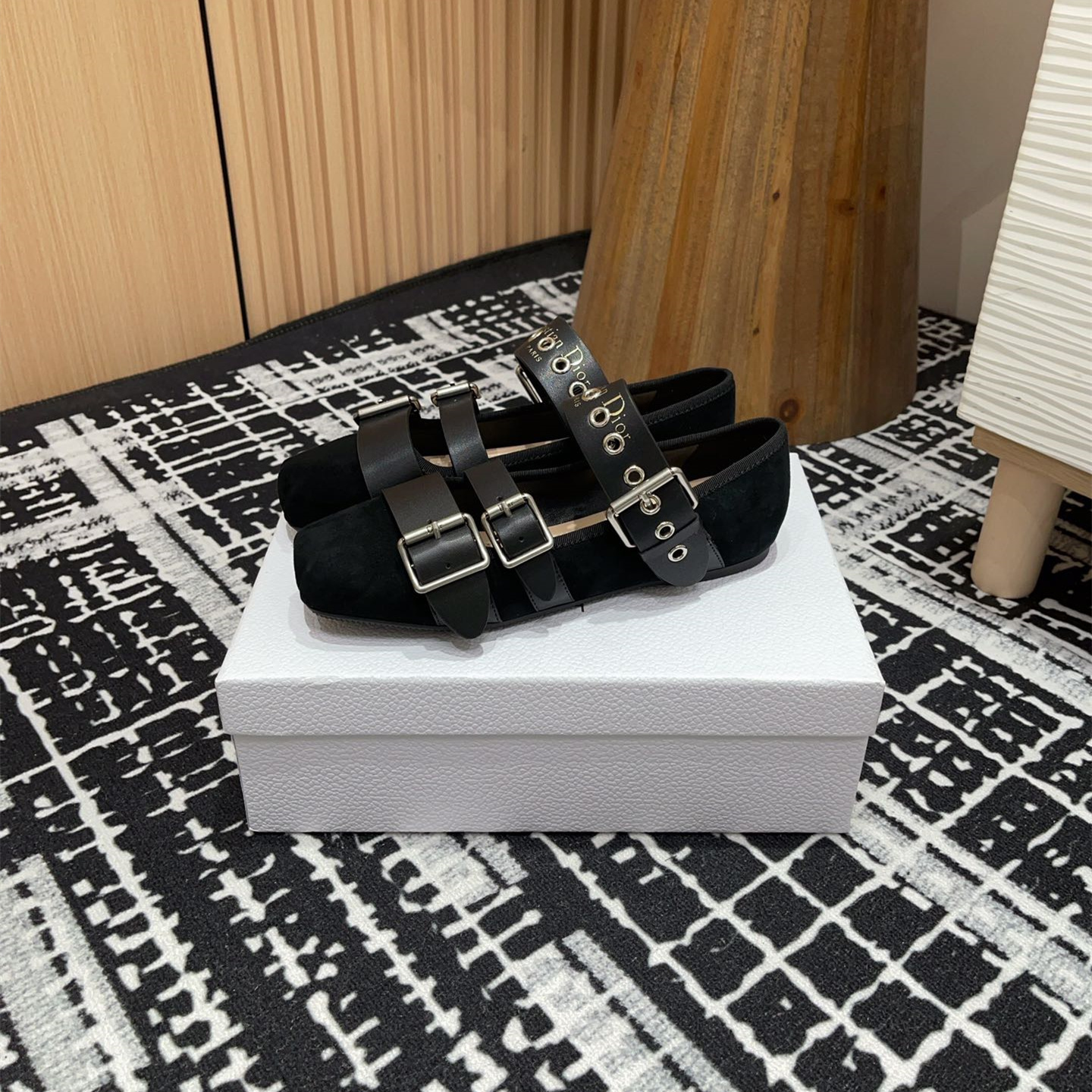 高仿Dior*Punk系列KCB946平頭塔扣休閒單鞋黑色免檢版