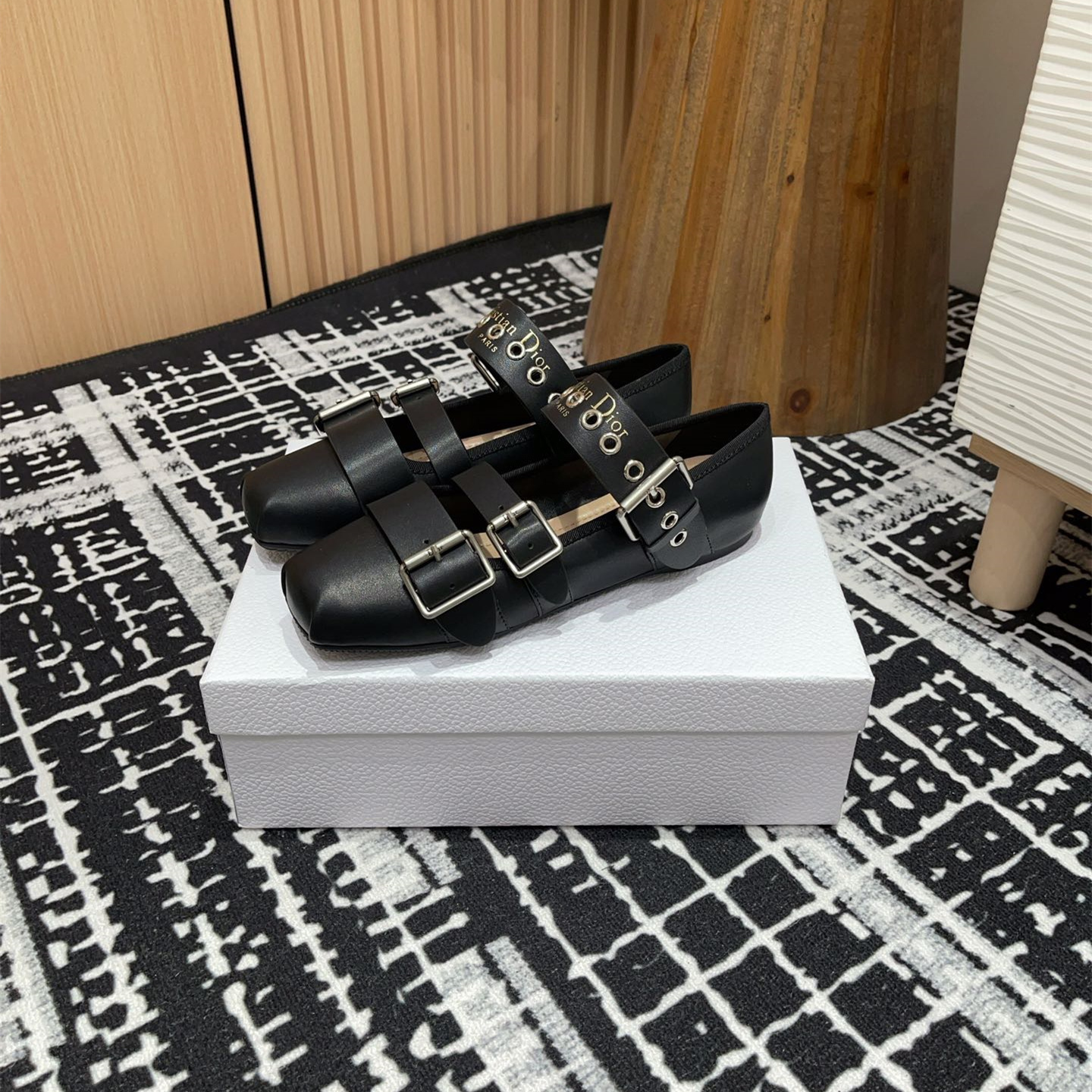 高仿Dior*Punk系列KCB946平頭塔扣休閒單鞋黑色免檢版