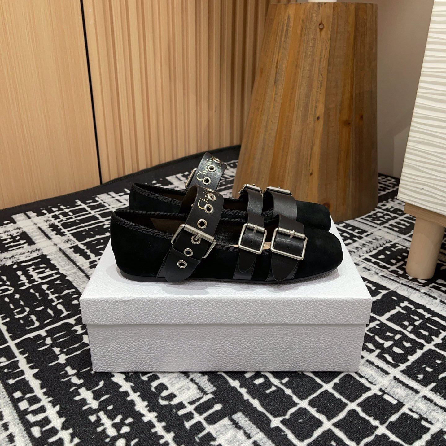 高仿Dior*Punk系列KCB946平頭塔扣休閒單鞋黑色免檢版