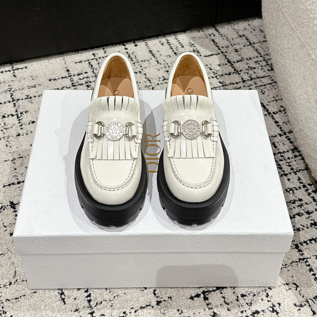 高仿Dior*Emblem系列KDB963女款樂福鞋白色免檢版