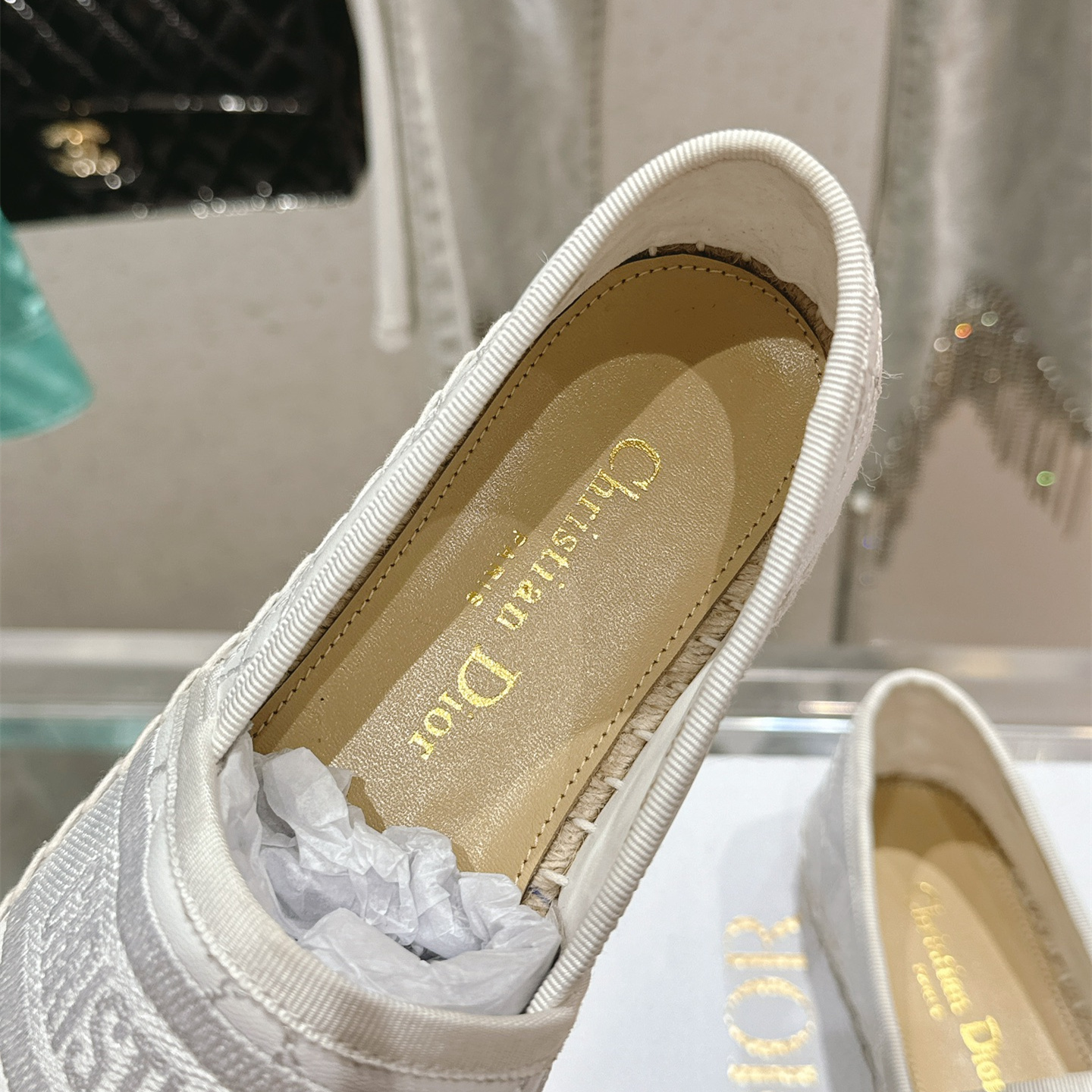 高仿Dior*Granville系列KDD975漁夫鞋小牛皮白色免檢版