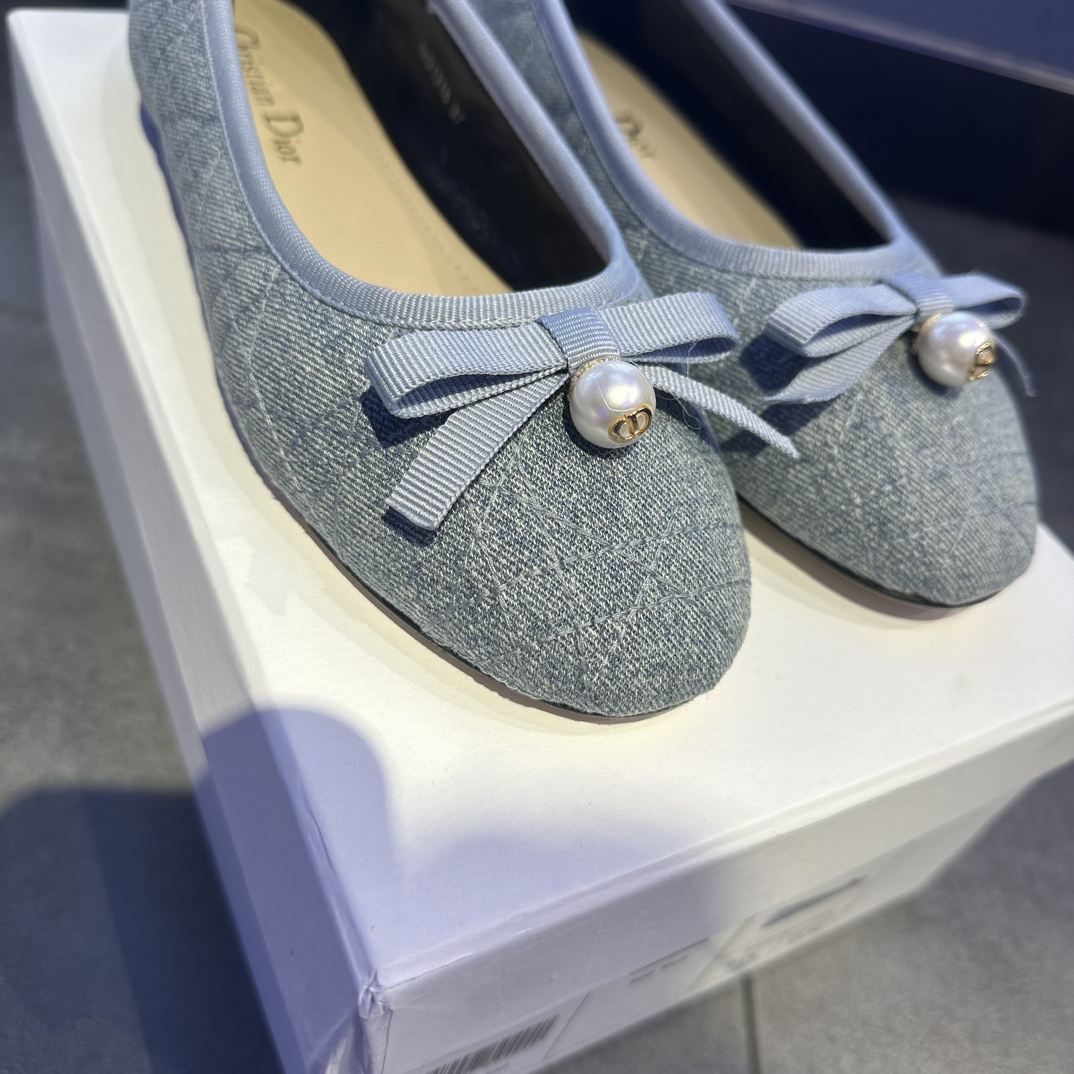 高仿Dior*Ballet系列KCB940圓頭套腳休閒單鞋藍色免檢版