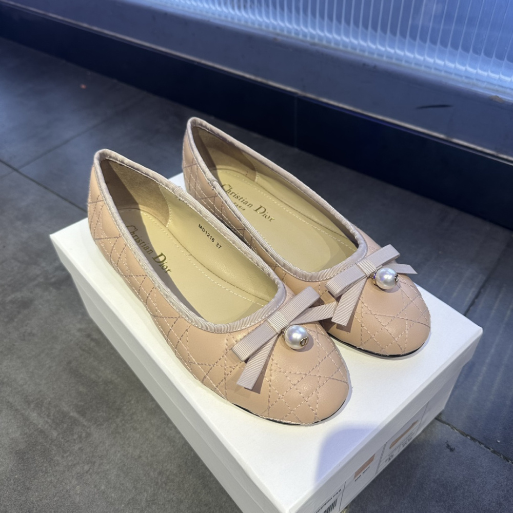 高仿Dior*Ballet系列KCB920圓頭套腳休閒單鞋粉色免檢版
