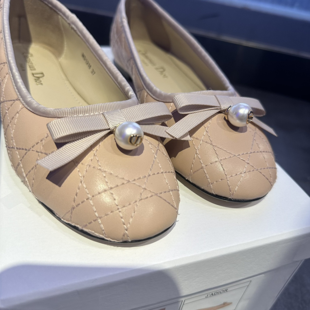 高仿Dior*Ballet系列KCB920圓頭套腳休閒單鞋粉色免檢版
