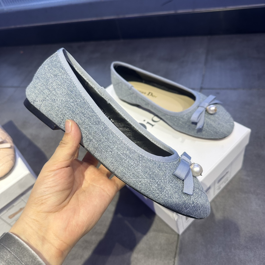 高仿Dior*Ballet系列KCB940圓頭套腳休閒單鞋藍色免檢版
