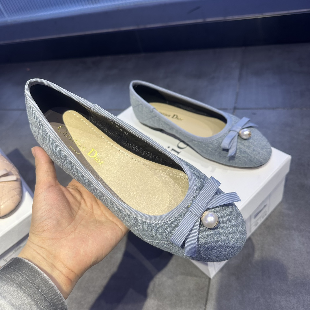 高仿Dior*Ballet系列KCB940圓頭套腳休閒單鞋藍色免檢版