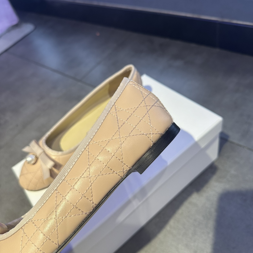 高仿Dior*Ballet系列KCB920圓頭套腳休閒單鞋粉色免檢版