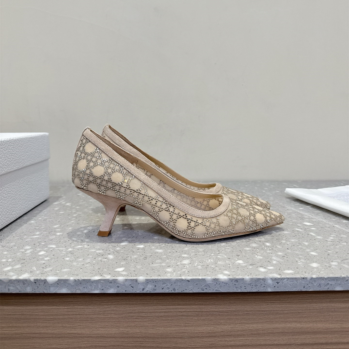 高仿Dior*Capture系列KDH305尖頭燙鑽高踭鞋6.5CM膚色免檢版