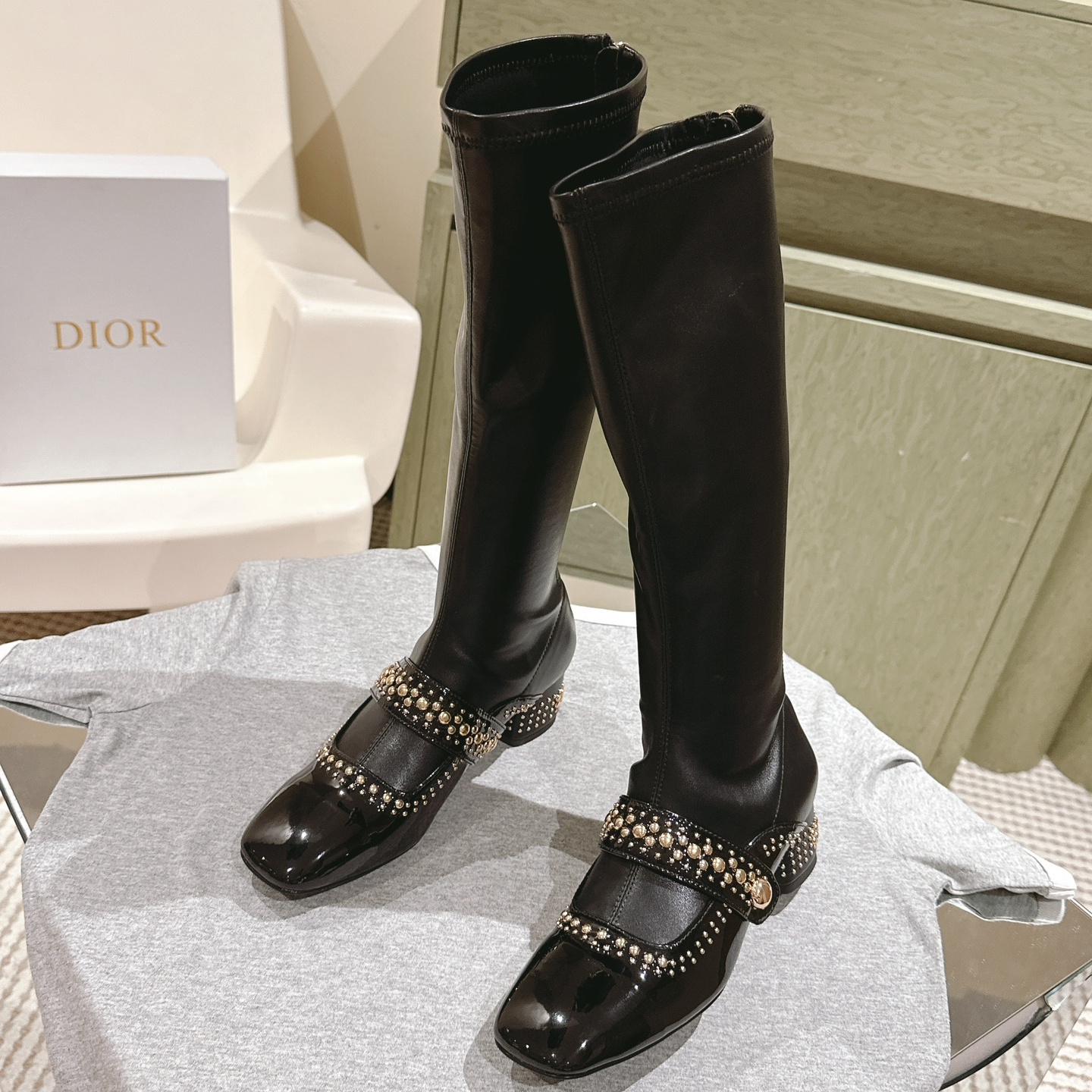 高仿Dior*Belle-D系列KDT064柳釘拉鏈高筒靴4CM黑色免檢版