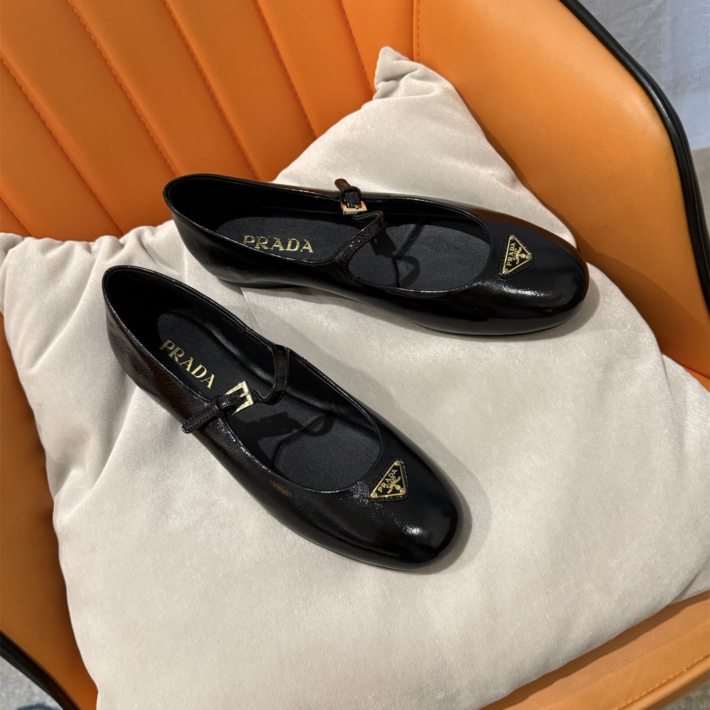 高仿Prada*NewArrival系列1F793M平底瑪麗珍鞋黑色免檢版
