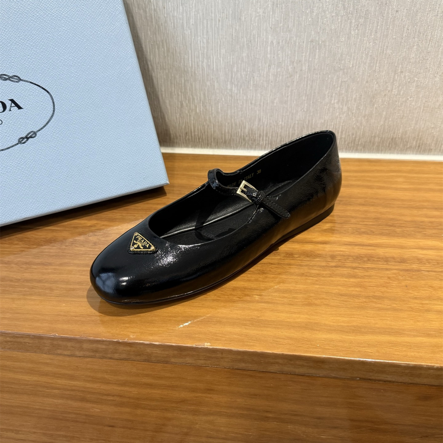 高仿Prada*NewArrival系列1F793M平底瑪麗珍鞋黑色免檢版